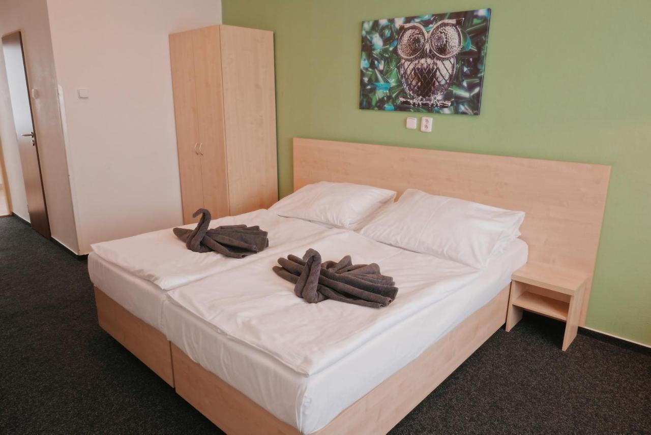 Mestsky Hotel Bobik Volary Buitenkant foto